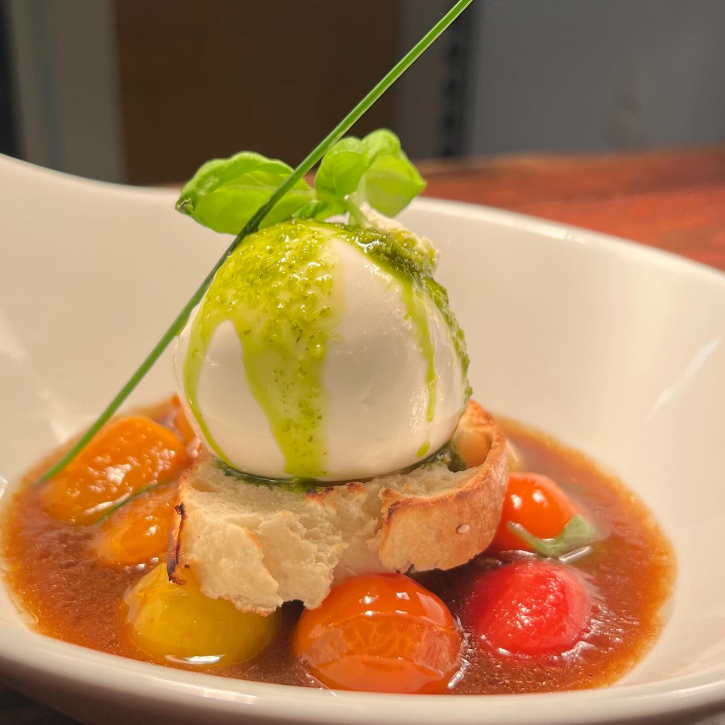 ristorante_francescana posts 2025-12-18 20.16 DSaow2_iD9P_1_3 587784598_17908899729272305_3873845664654316460_n.jpg